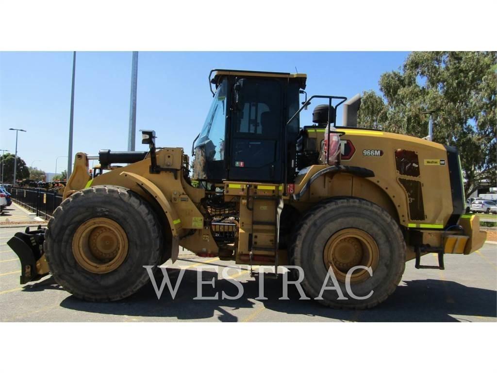 CAT 966M Pyöräkuormaajat