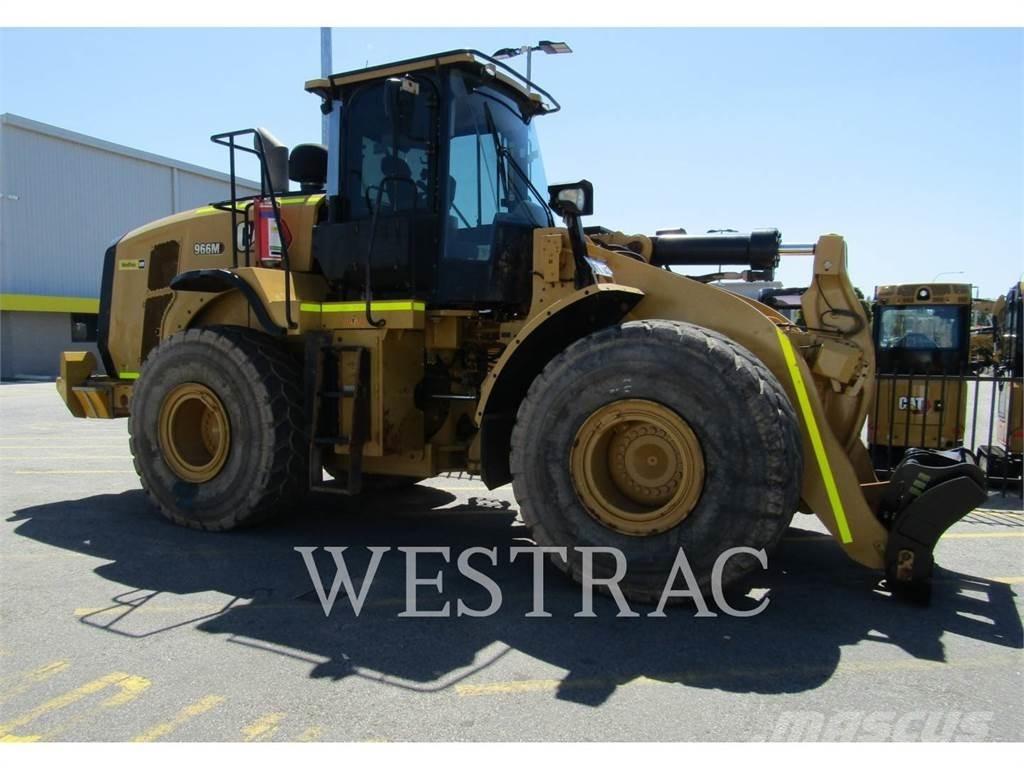 CAT 966M Pyöräkuormaajat