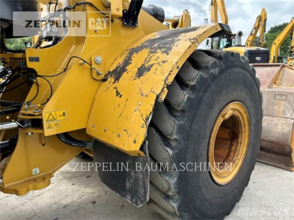 CAT 966M Pyöräkuormaajat