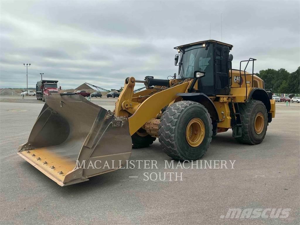 CAT 966M Pyöräkuormaajat