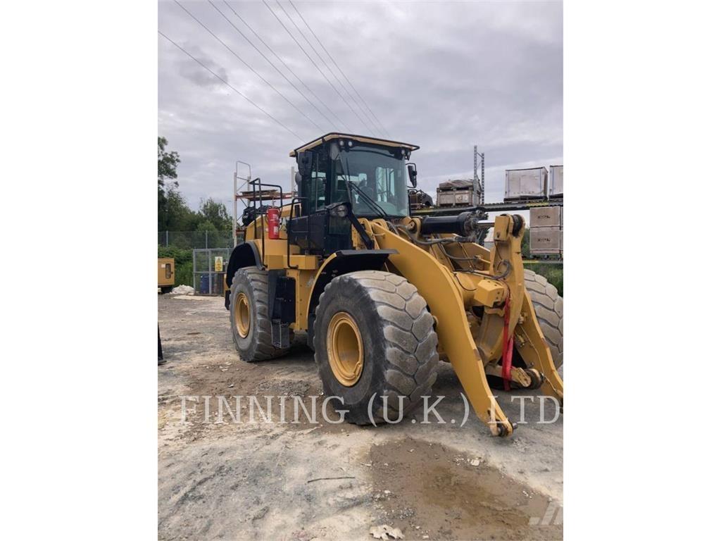 CAT 966M Pyöräkuormaajat
