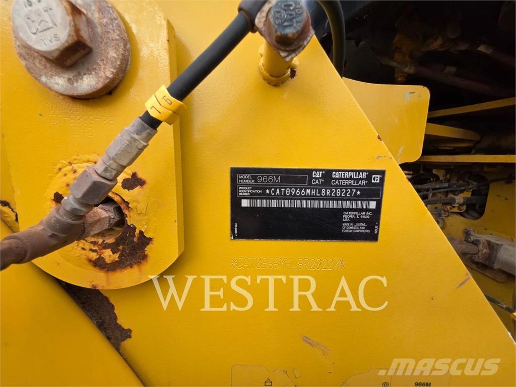 CAT 966M Pyöräkuormaajat