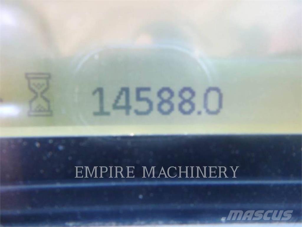 CAT 966M Pyöräkuormaajat