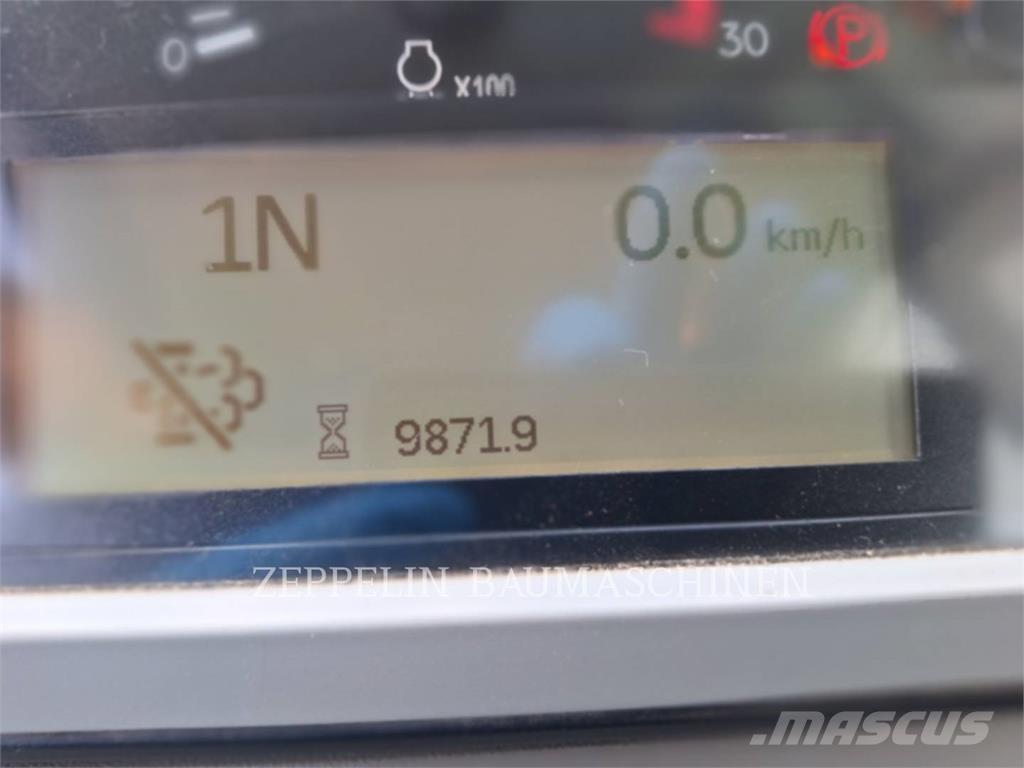 CAT 966M Pyöräkuormaajat