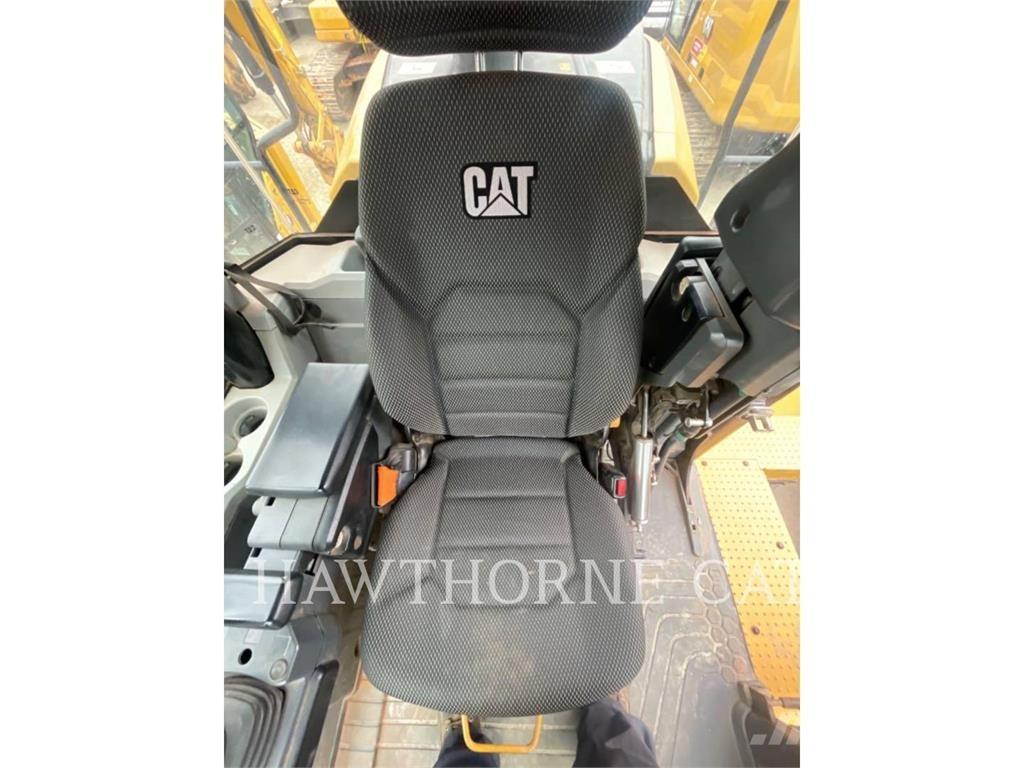 CAT 966M Pyöräkuormaajat