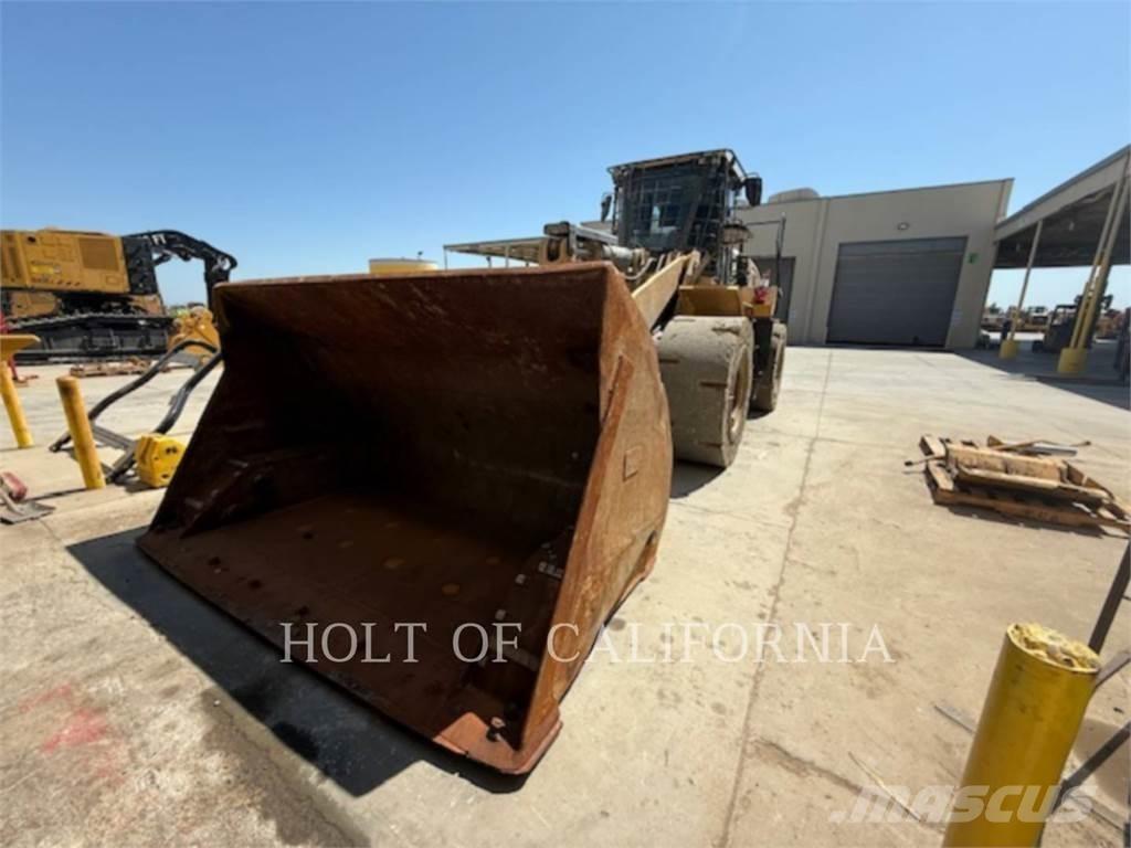 CAT 966M HL Pyöräkuormaajat