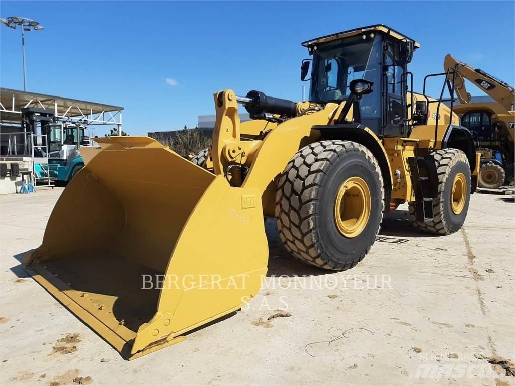CAT 972 Pyöräkuormaajat