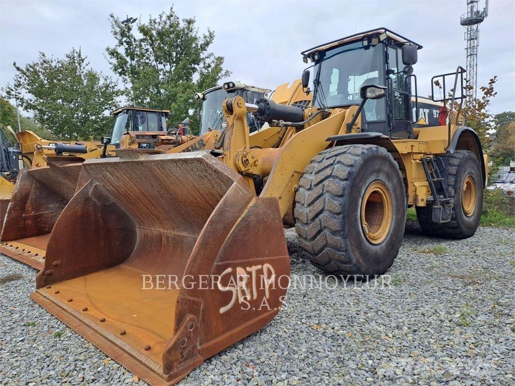CAT 972K Pyöräkuormaajat