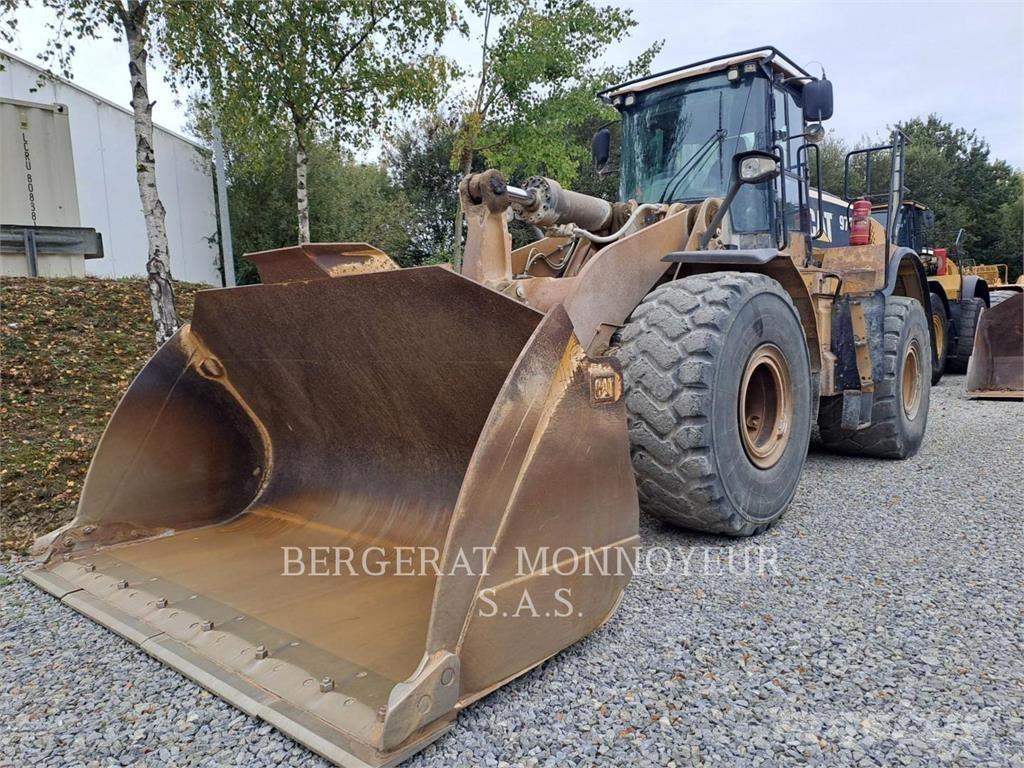 CAT 972K Pyöräkuormaajat