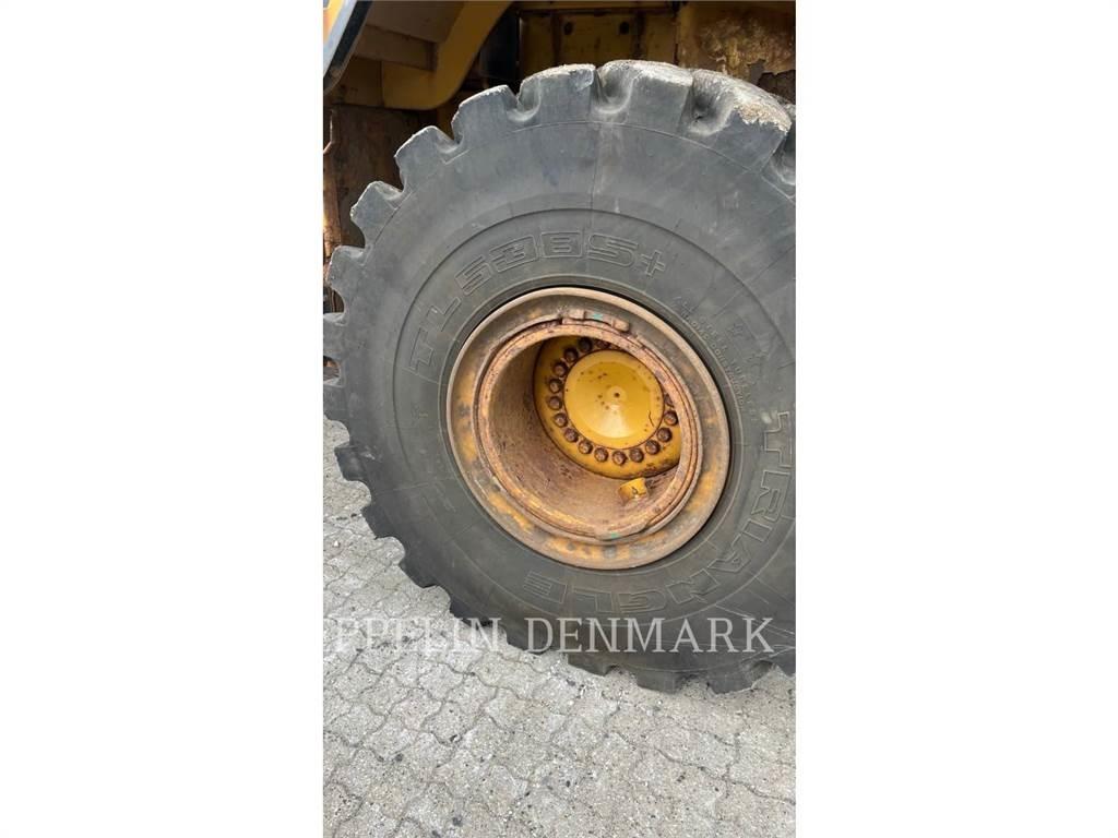 CAT 972K Pyöräkuormaajat