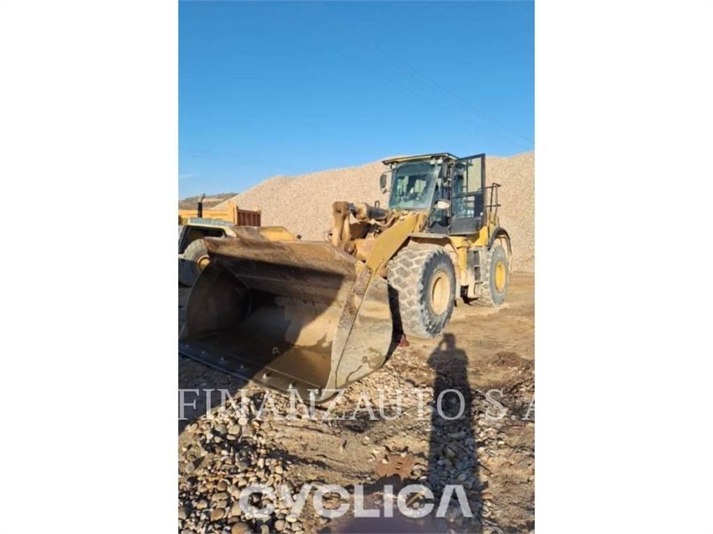CAT 972K Pyöräkuormaajat