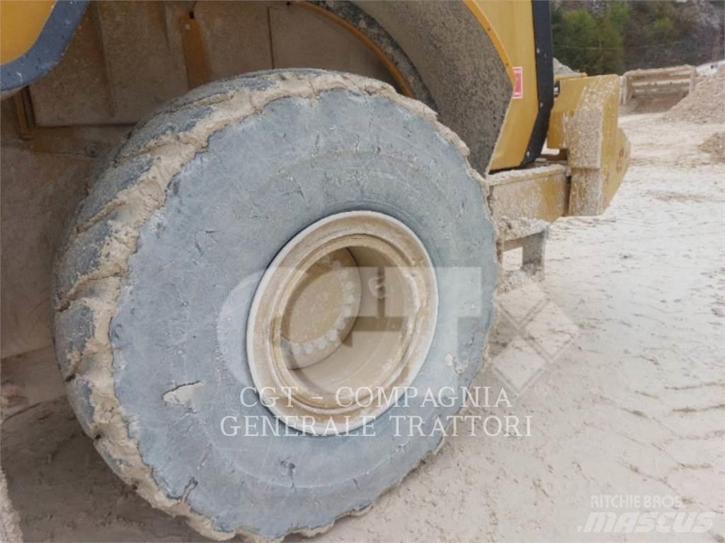 CAT 972M Pyöräkuormaajat