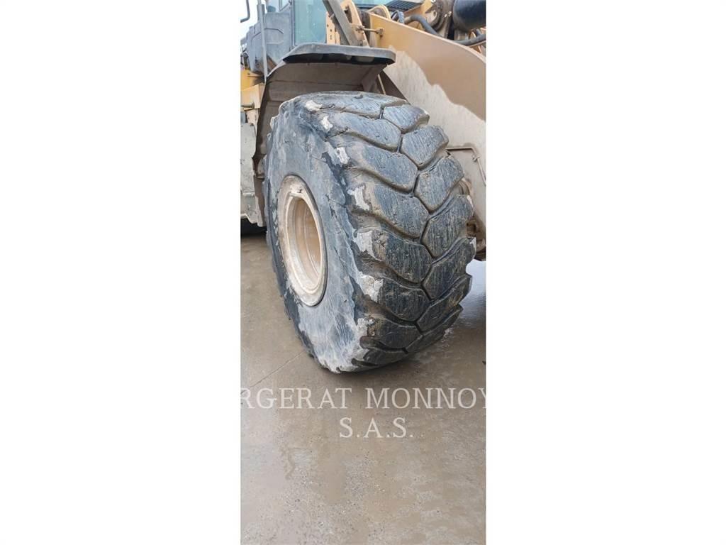 CAT 972M Pyöräkuormaajat
