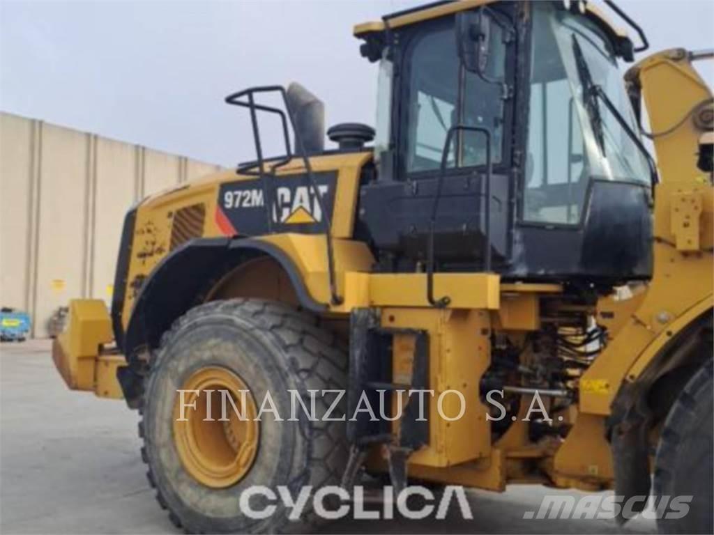 CAT 972M Pyöräkuormaajat