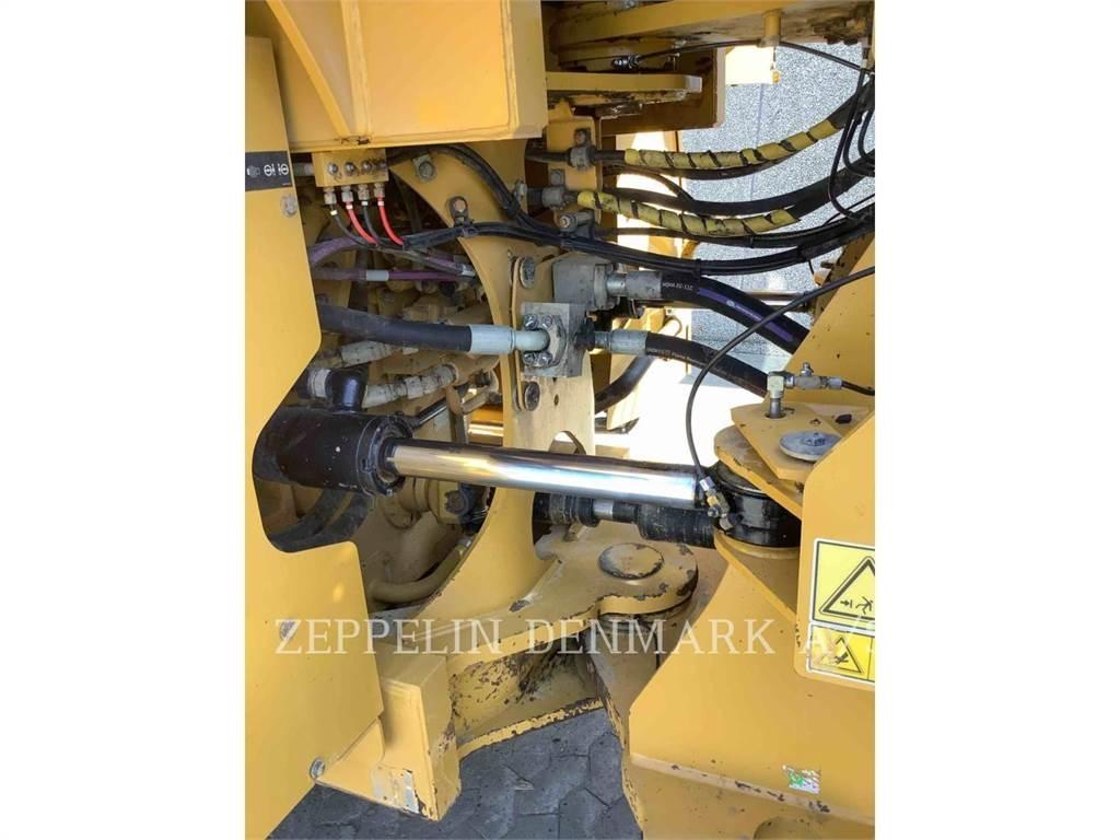 CAT 972M Pyöräkuormaajat