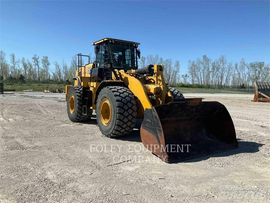 CAT 972M Pyöräkuormaajat