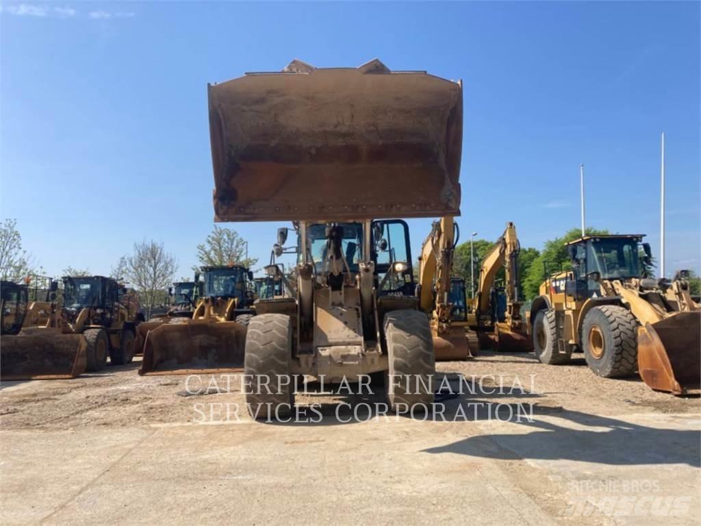 CAT 972M Pyöräkuormaajat