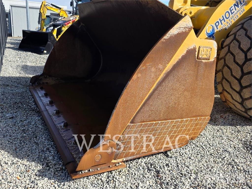 CAT 972M Pyöräkuormaajat