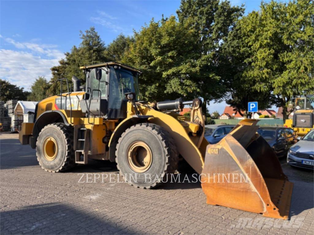 CAT 972M Pyöräkuormaajat