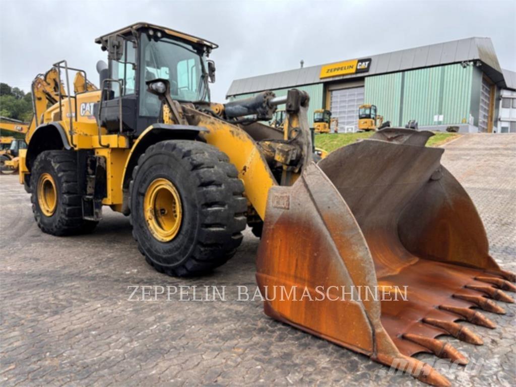 CAT 972M Pyöräkuormaajat