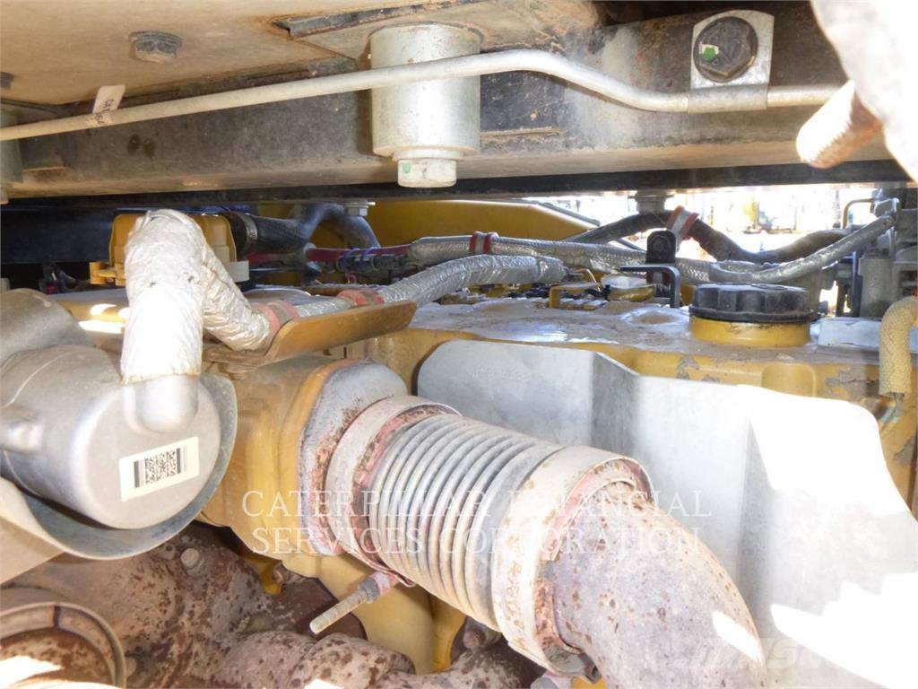 CAT 972M Pyöräkuormaajat