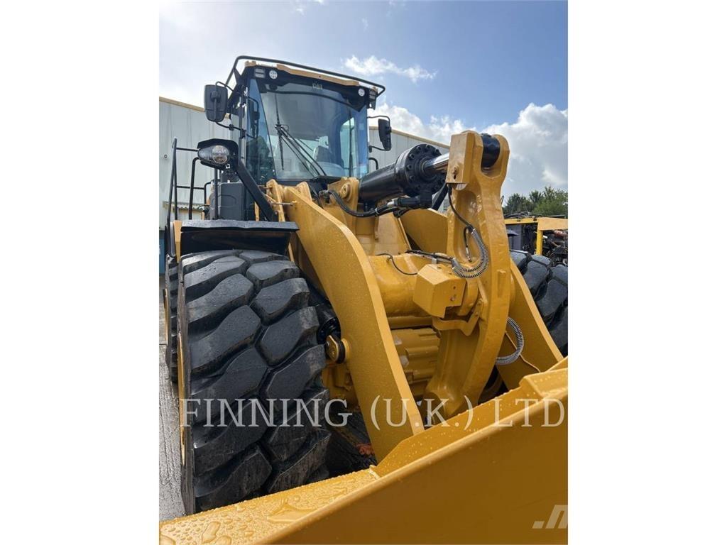 CAT 972M Pyöräkuormaajat