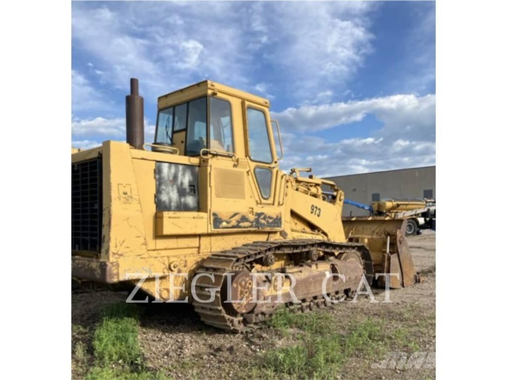 CAT 973 Telakuormaajat