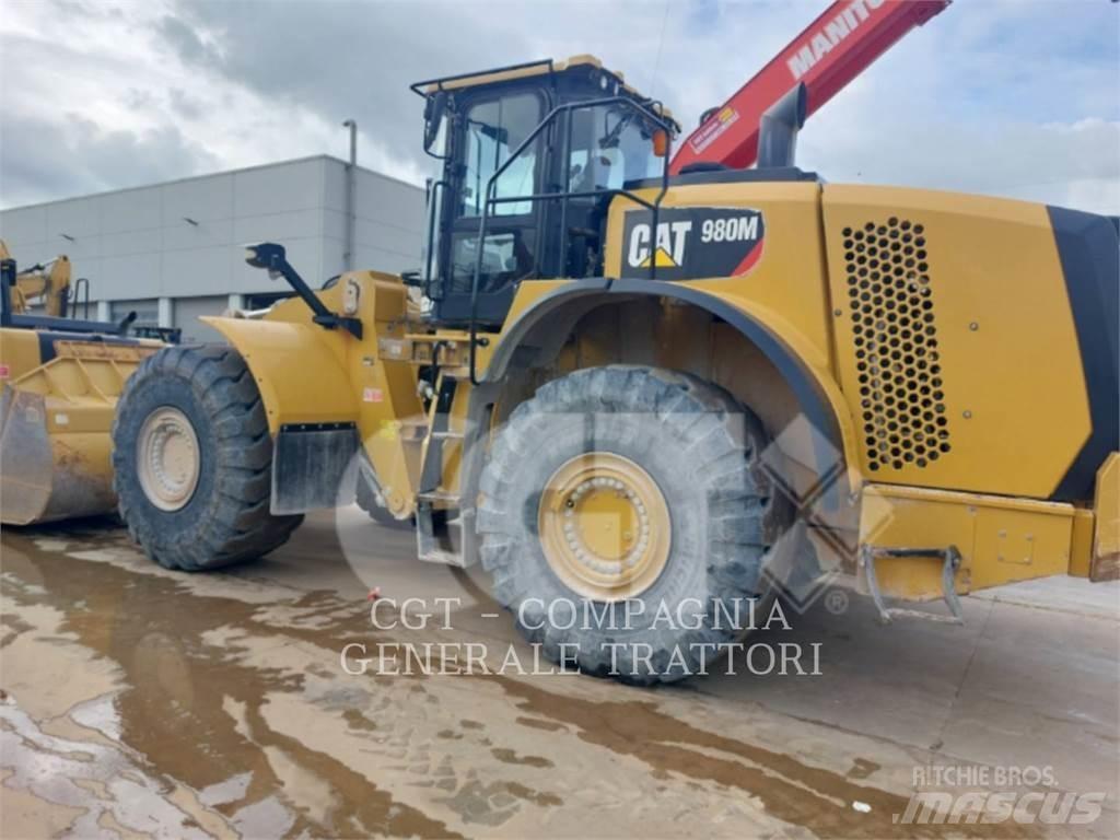 CAT 980M Pyöräkuormaajat