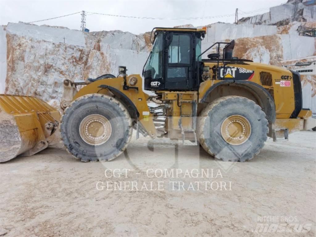 CAT 980M Pyöräkuormaajat