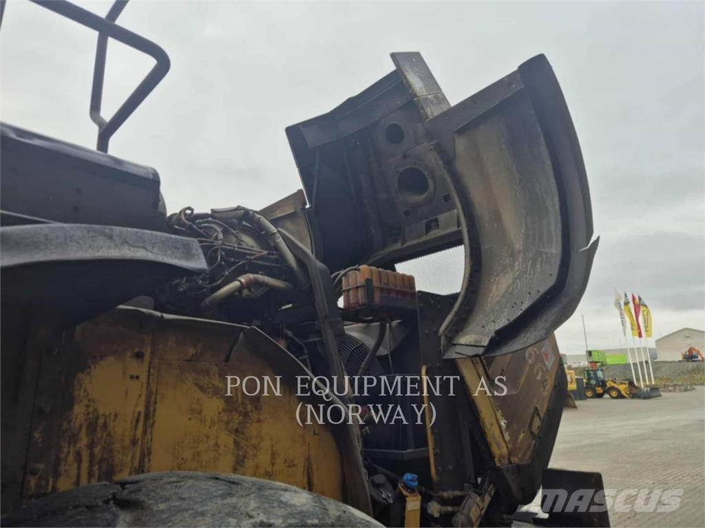 CAT 980M Pyöräkuormaajat