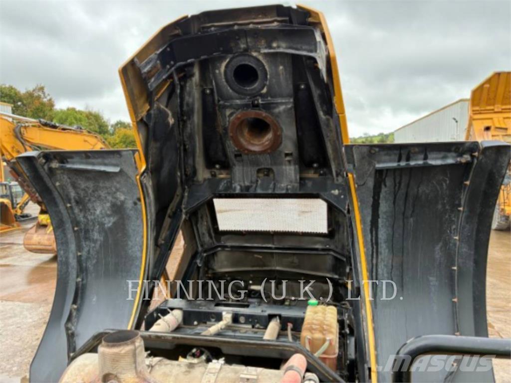 CAT 980M Pyöräkuormaajat