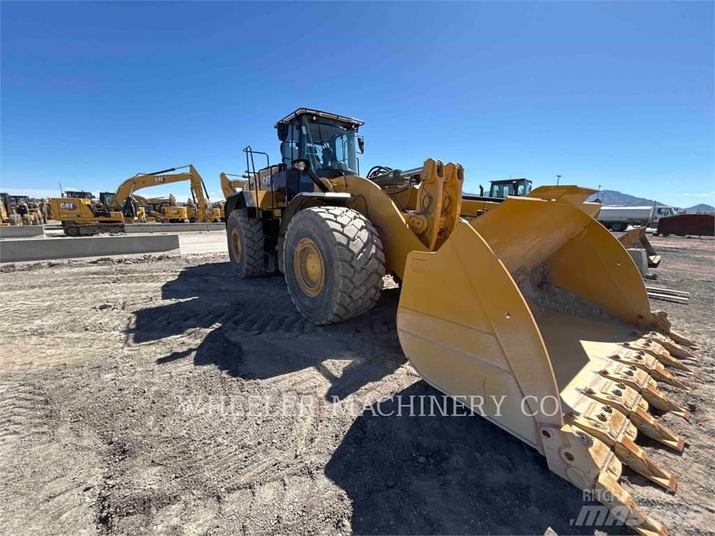 CAT 982 Pyöräkuormaajat