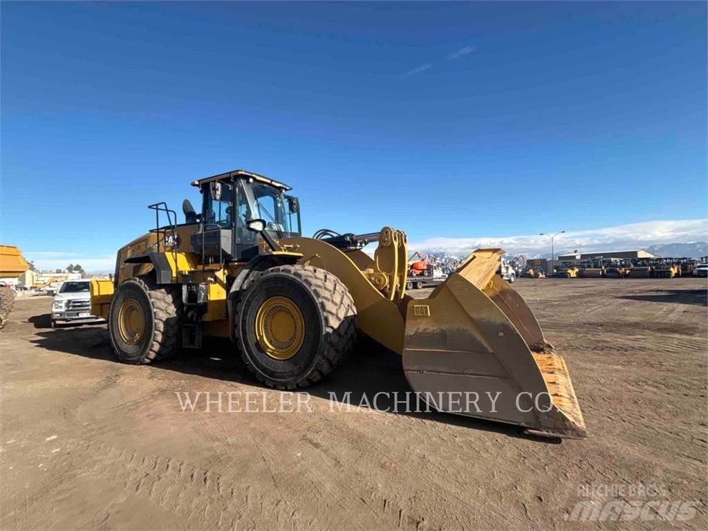 CAT 982 Pyöräkuormaajat