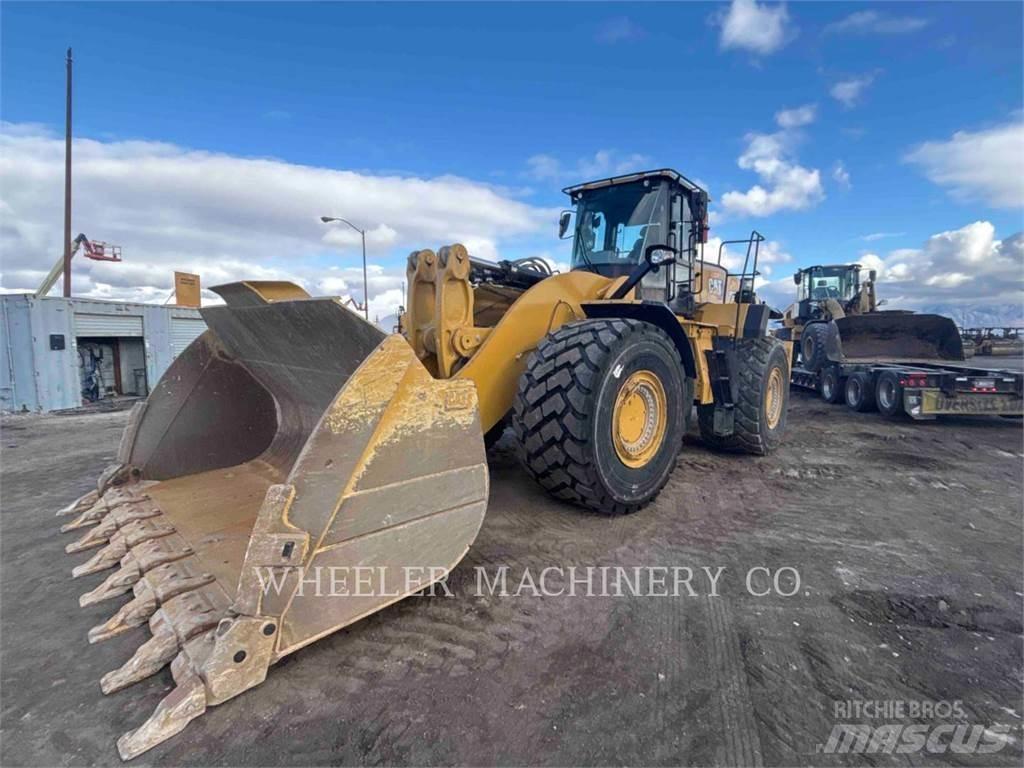CAT 982 Pyöräkuormaajat