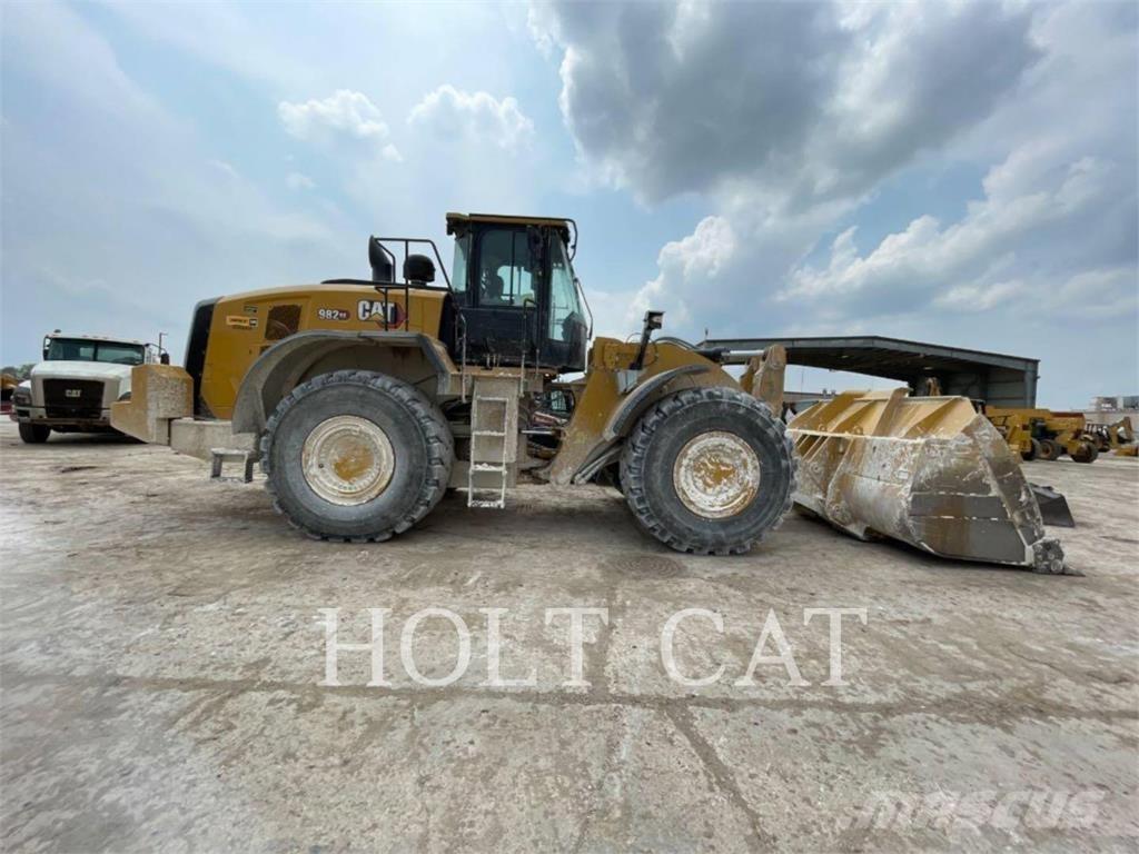 CAT 982 XE Pyöräkuormaajat
