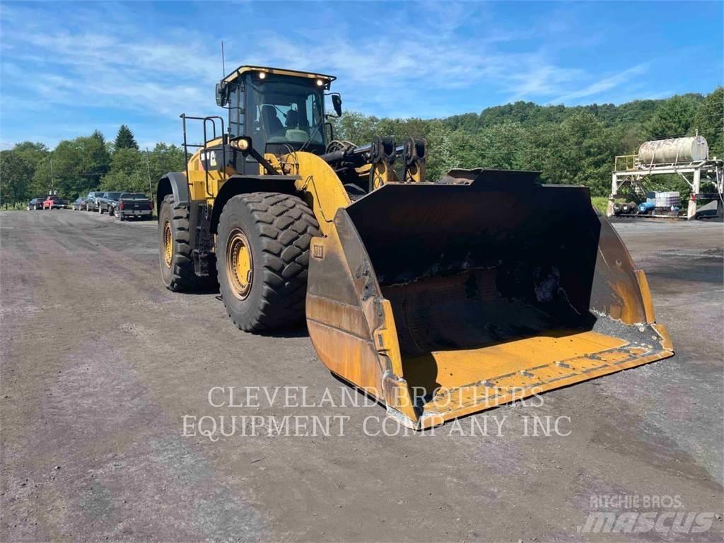 CAT 982M Pyöräkuormaajat