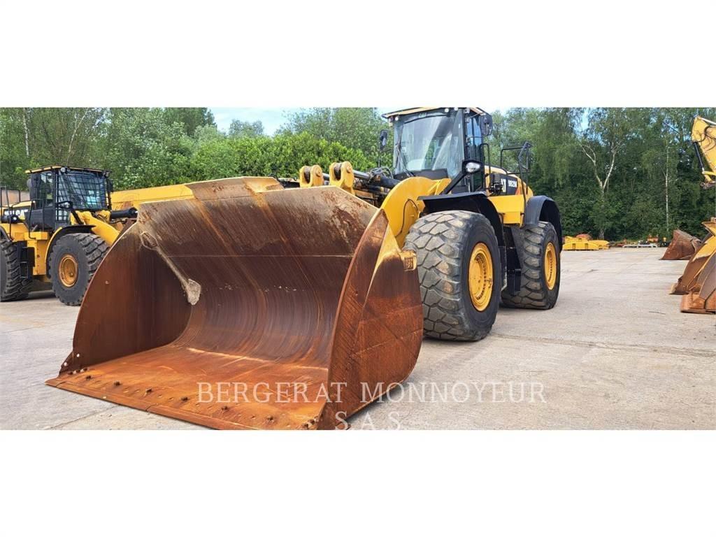CAT 982M Pyöräkuormaajat