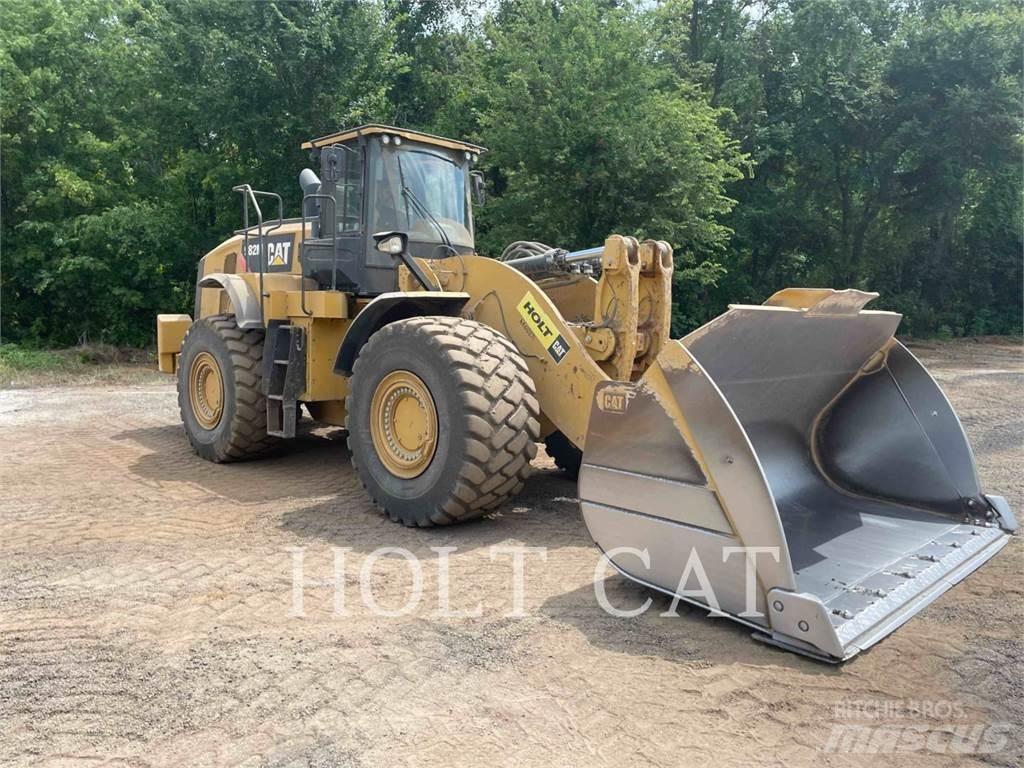 CAT 982M Pyöräkuormaajat