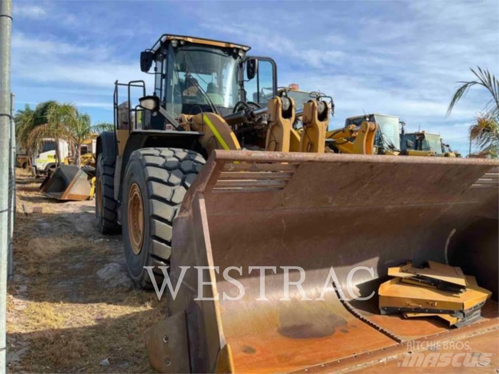 CAT 982M Pyöräkuormaajat