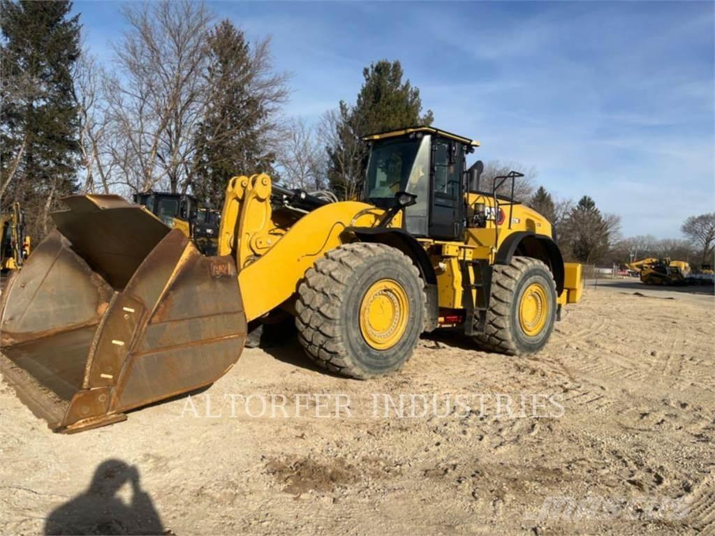 CAT 982M Pyöräkuormaajat
