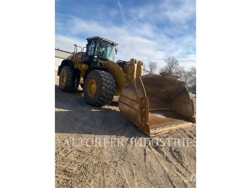 CAT 982M Pyöräkuormaajat