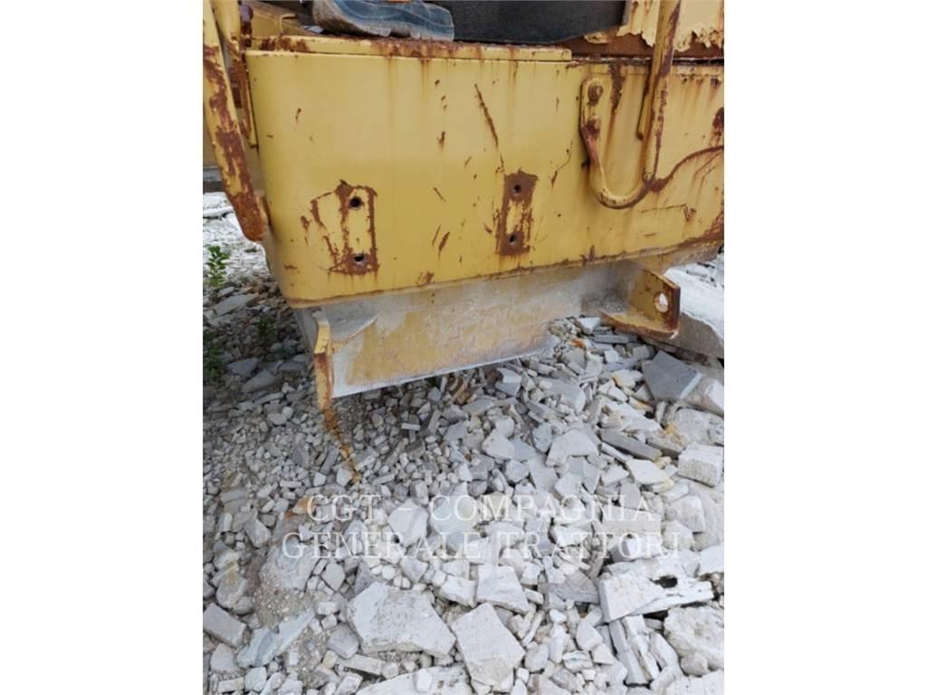 CAT 988 Pyöräkuormaajat
