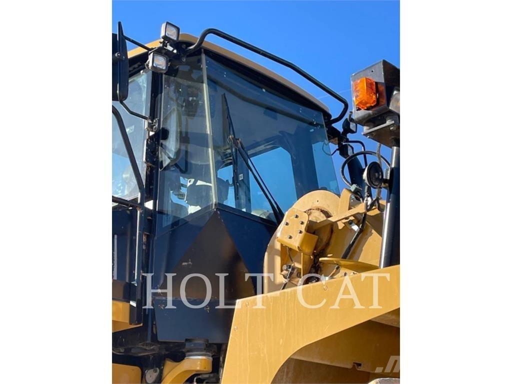 CAT 988K Pyöräkuormaajat