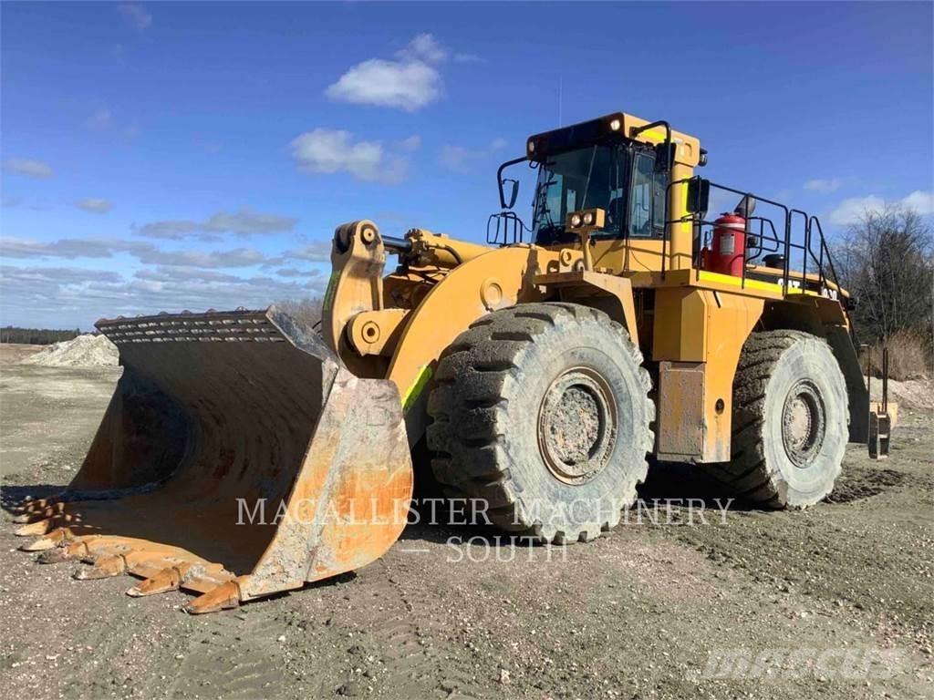 CAT 990 Pyöräkuormaajat