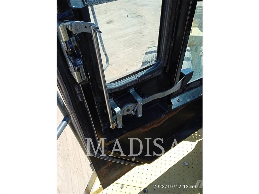 CAT 992K Pyöräkuormaajat