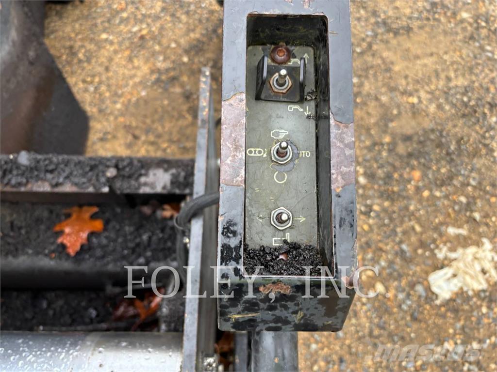 CAT AP-655D Asfalttikoneet