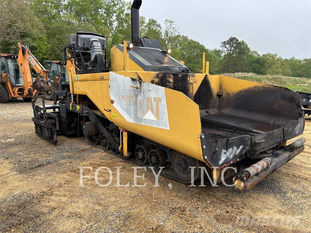 CAT AP-655D Asfalttikoneet
