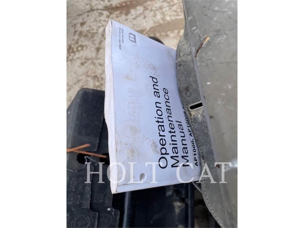 CAT AP1000F Yksivalssijyrät
