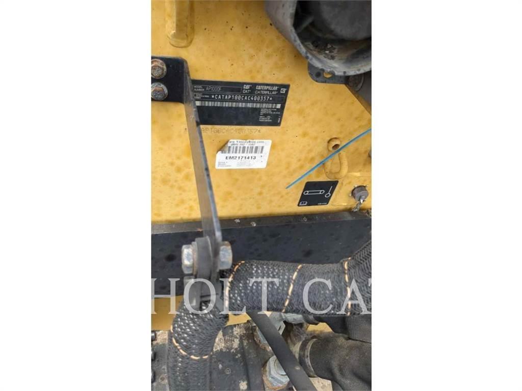 CAT AP1000F Yksivalssijyrät