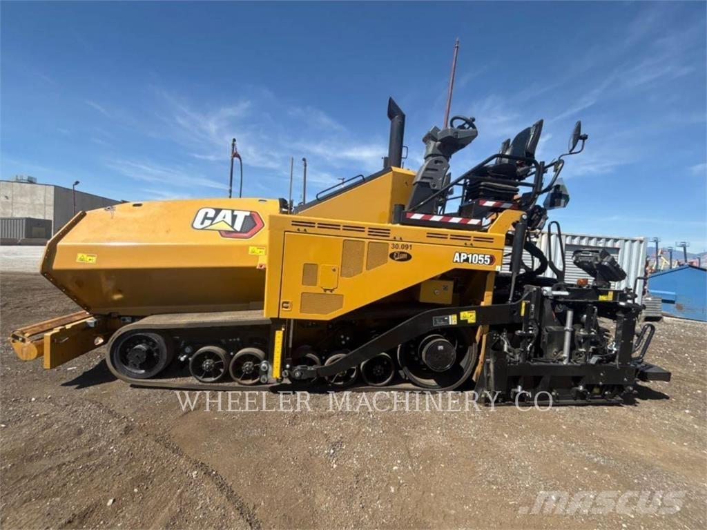CAT AP1055 Asfalttikoneet